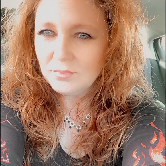 Meet your Posher, Lisa - Picture 6 of 7